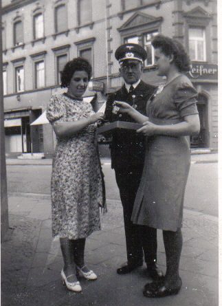 Adele und Peter Strempel sowei Gretel Wollbold in den 1930ern © Strempel