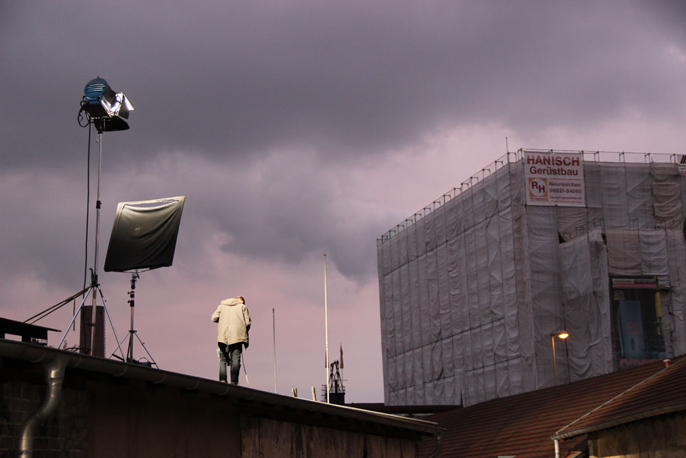 Szenen dieses Filmprojekts spielen in der Handwerkergasse des Völklinger Weltkulturerbes (foto: Hell)