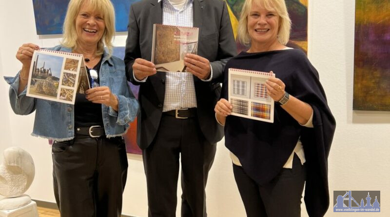 Traudel Bennoit, Lars Hüsslein und Christiane Blatt stellen den zweiten Teil des Kunstführers „Kunstwerke im öffentlichen Raum Völklingen“ vor. Foto-Nachweis: Lothar Bennoit