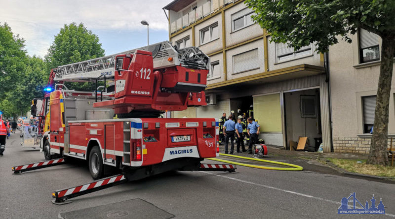 Die Polizei hat die Einsatzstelle übernommen. (Foto: Hell)