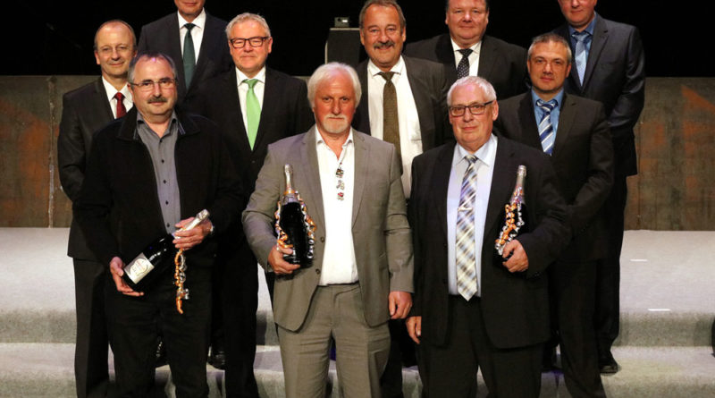 Gruppenfoto "50 Dienstjahre" (Foto: Saarstahl AG)