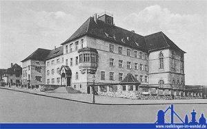 Das neu erbaute Realprogymnasium in der heutigen Hohenzollernstraße. (Sammlung des HKW)