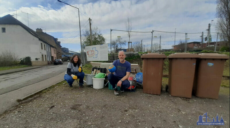 Auf dem Foto sind stellvertretend für die AG Lebenswertes Völklingen, Frau Sabine Benzmüller und Herr Jörg Hartmann zu sehen. Foto wurde von Alexander Benzmüller gemacht.