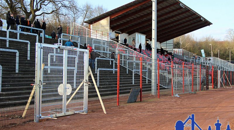 Schnell wurde das Hermann-Neuberger-Stadion für die Regionalliga fit gemacht (Foto: Hell)