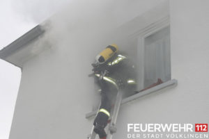 Für den Ernstfall gerüstet: Es wurde angenommen, das Pfarrheim in Werbeln brenne (Foto: FFW VKL)